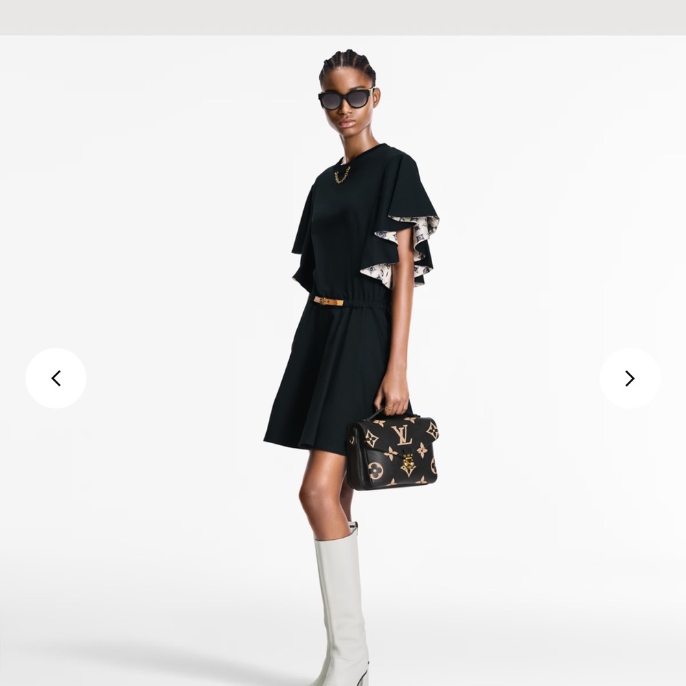 Louis Vuitton Pochette Métis in Black and Beige
